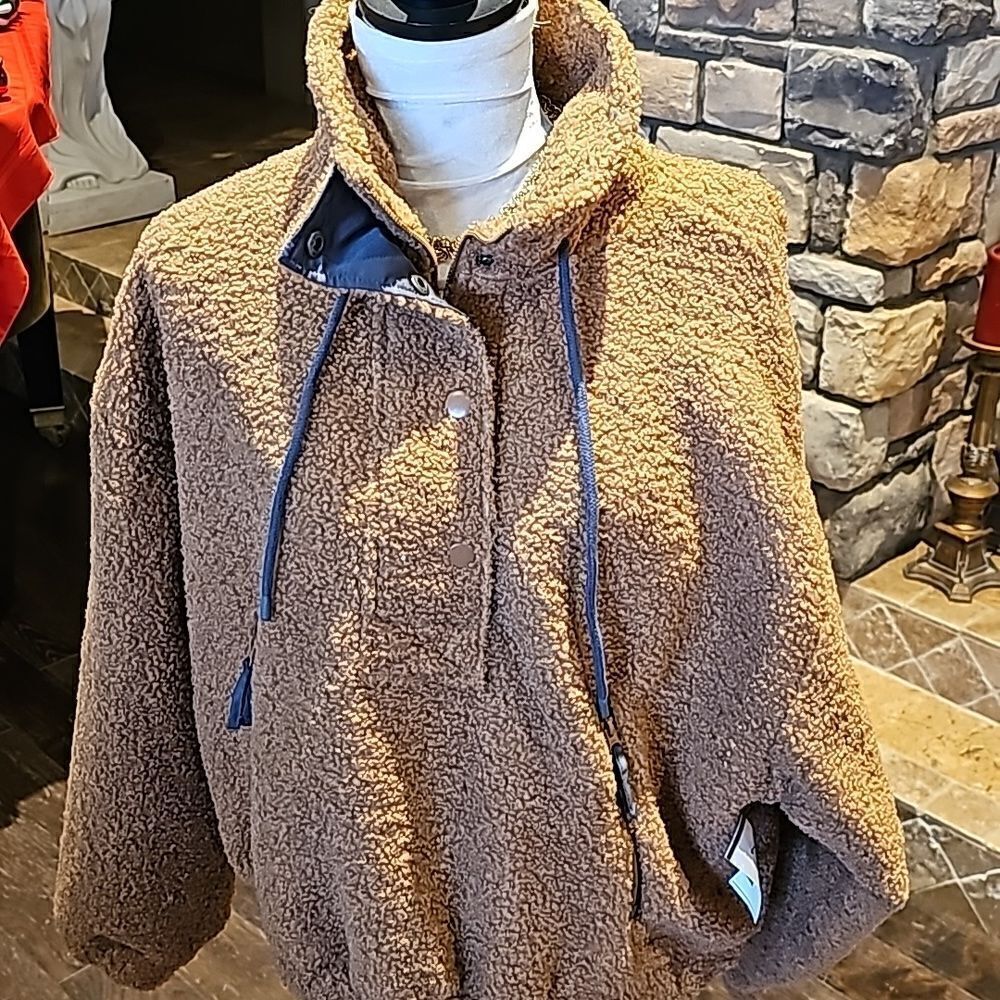 Universal threads pullover fleece like top size large